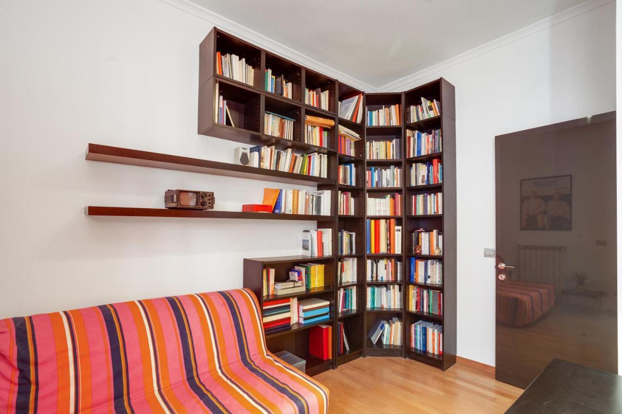 *Movies & Books* Stylish House With Jacuzzi Apartment Bari Exterior foto